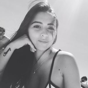 Meet your Posher, Noy