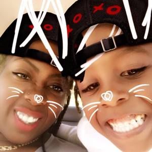 Meet your Posher, Kassandra