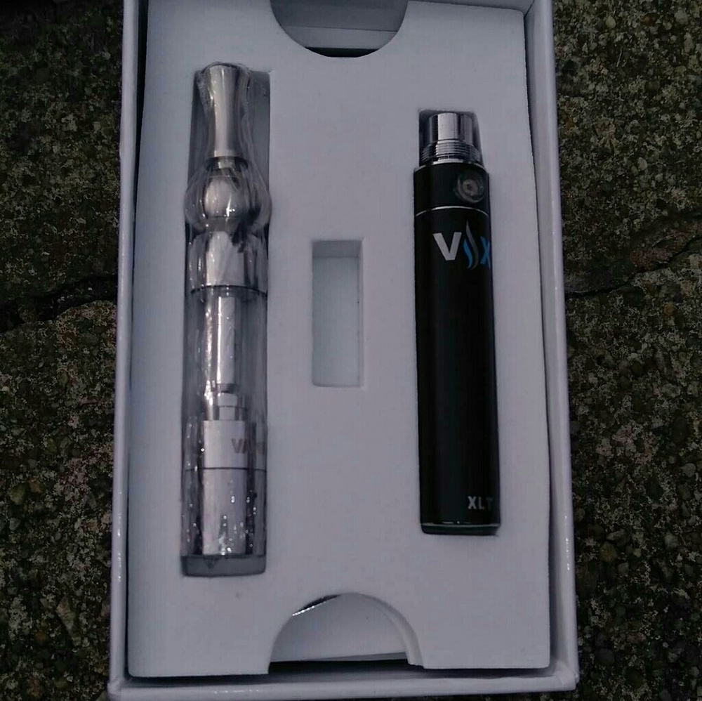 KIT - Picture 2 of 2