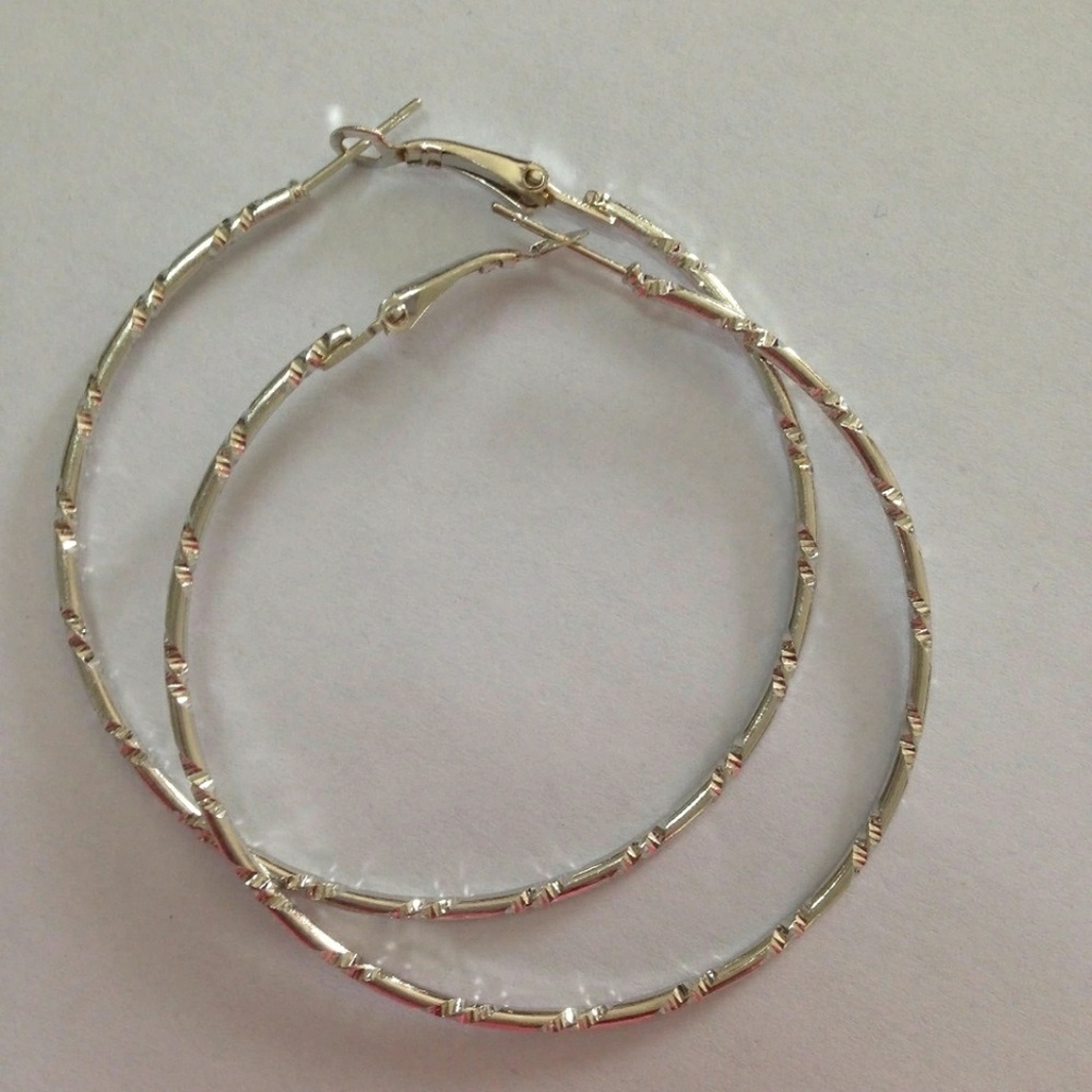 🍯🍑New!! CIRCLE Hoops🍯🍑