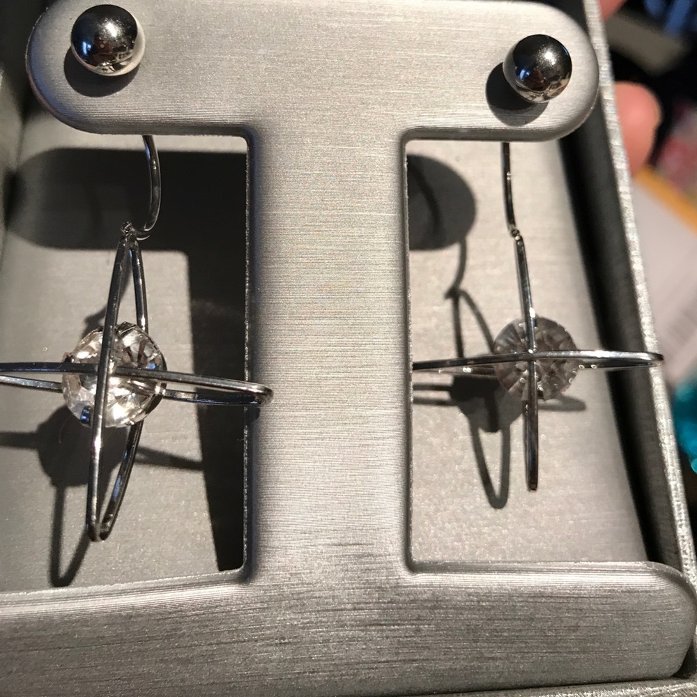 Star crystal earrings