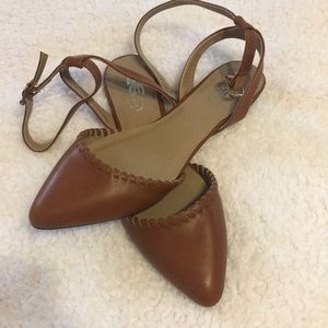 Camel colored flats- size 8