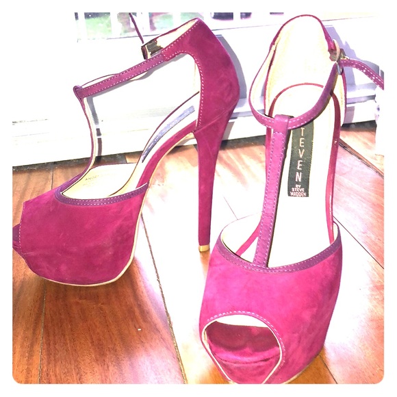 Pink and purple heels - Picture 1 of 1