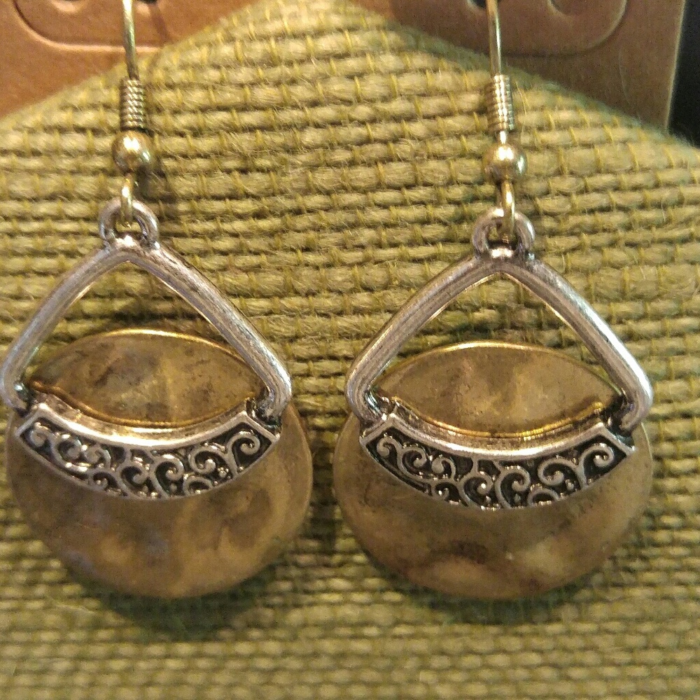 OUI Urban Life earrings