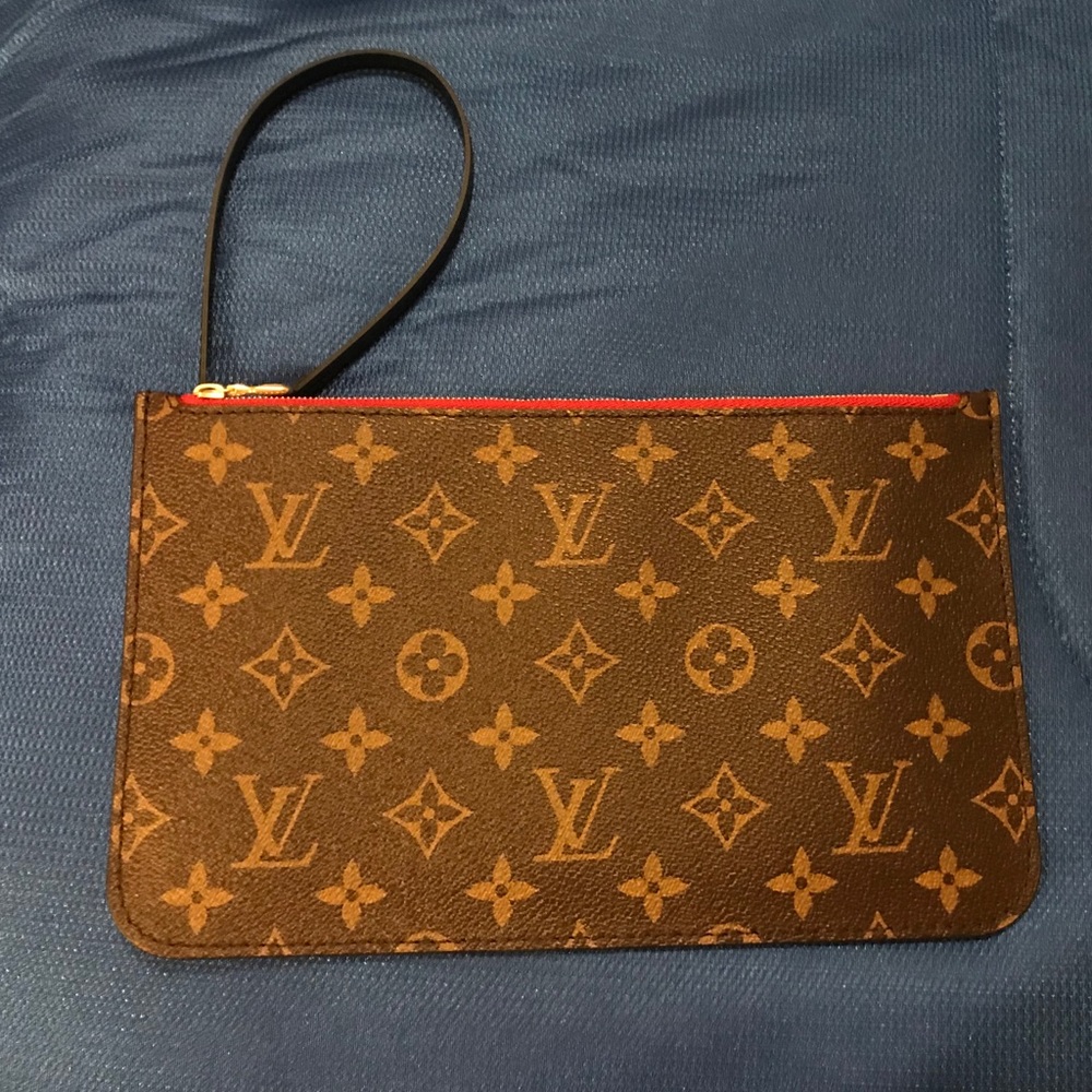 Authentic Louis Vuitton Neverfull Pouch