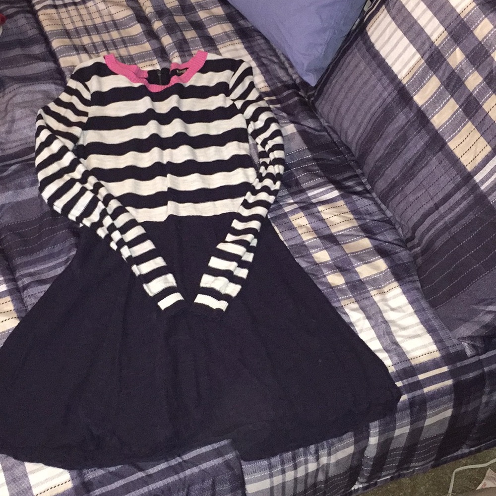 Long sleeve express dress