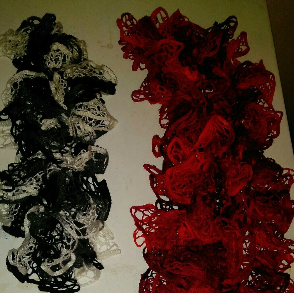 SCARF - Picture 1 of 1