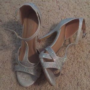 Silver sparkly heels only worn 2 times!