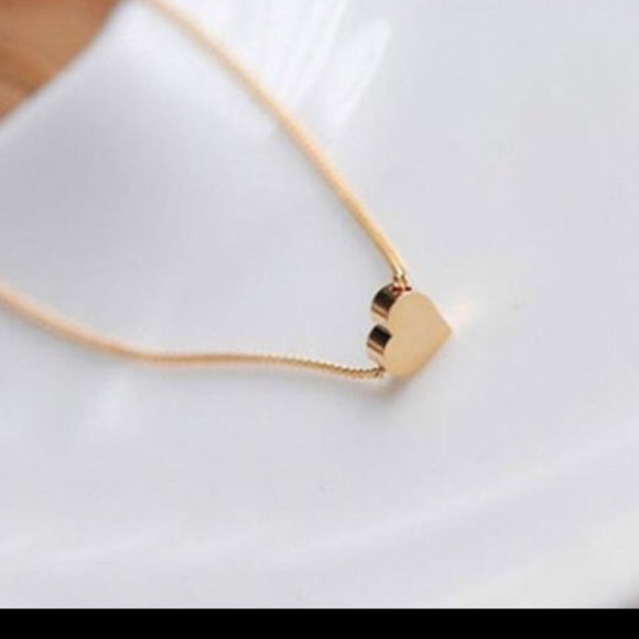 1MORE LEFT Rated 5 ⭐️⭐️Gold Plated Dainty Heart - Picture 3 of 7