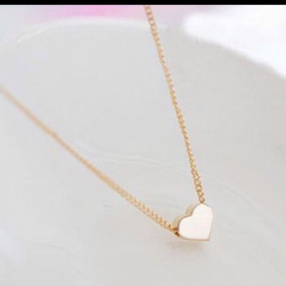 1MORE LEFT Rated 5 ⭐️⭐️Gold Plated Dainty Heart - Picture 5 of 7