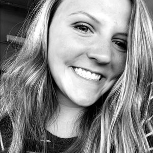 Meet your Posher, Ashlyn