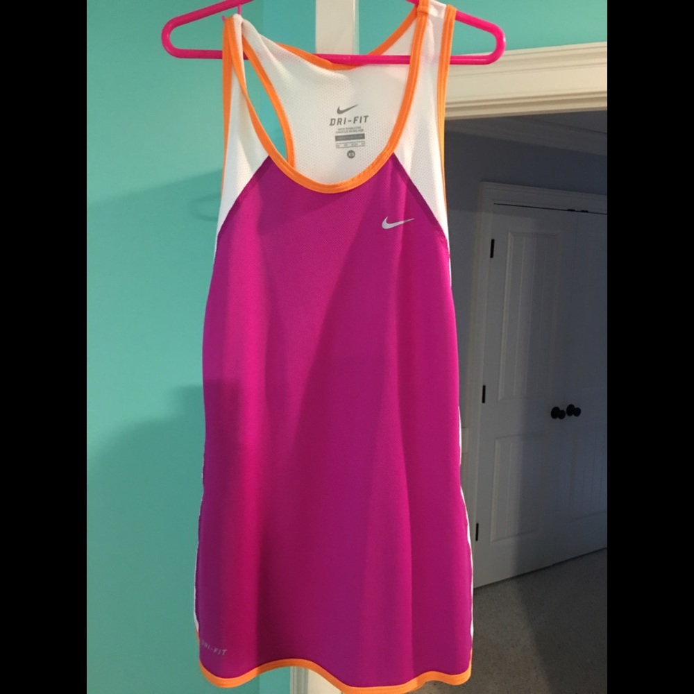 Nike Dri-fit top