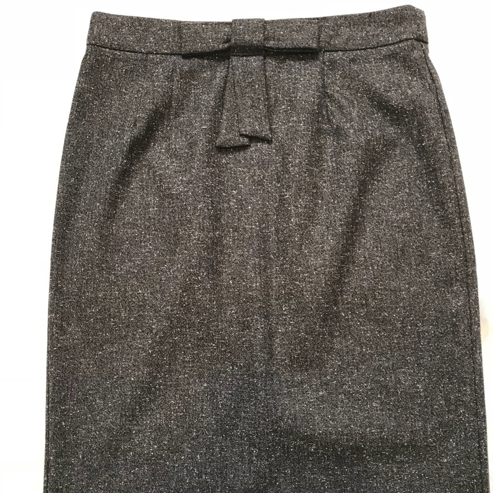 Forever 21 Gray Pencil Skirt