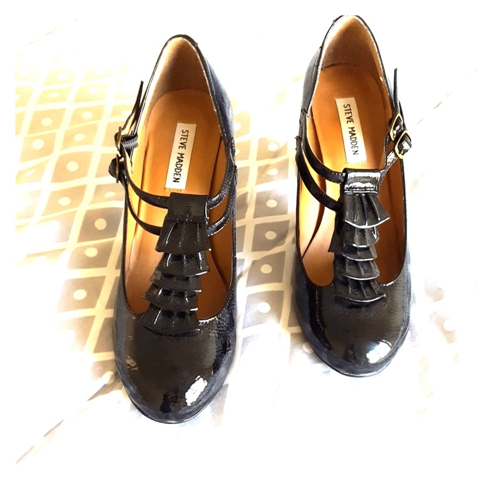 Blk Ruffle Mary Janes