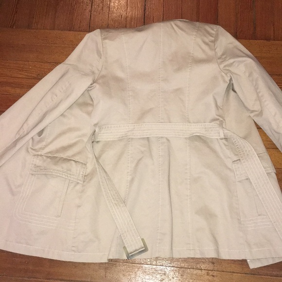 Trench coat - Picture 4 of 4