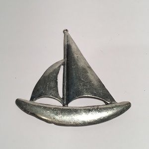 Sailboat pendant