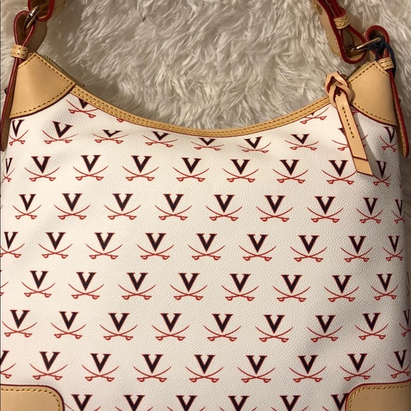 Gorgeous Dooney & Bourke UVA Crossbody Purse - Picture 4 of 8