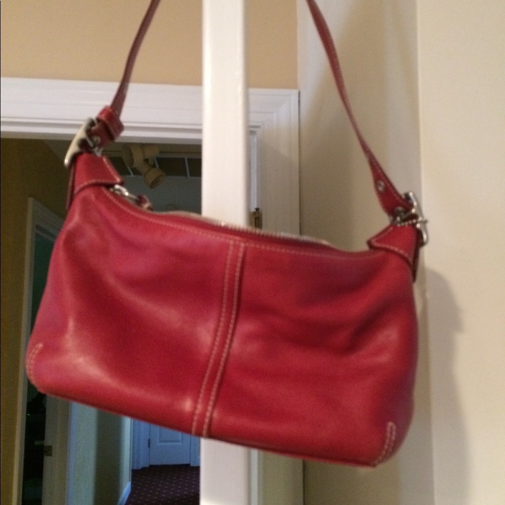 Coach bag. Red leather