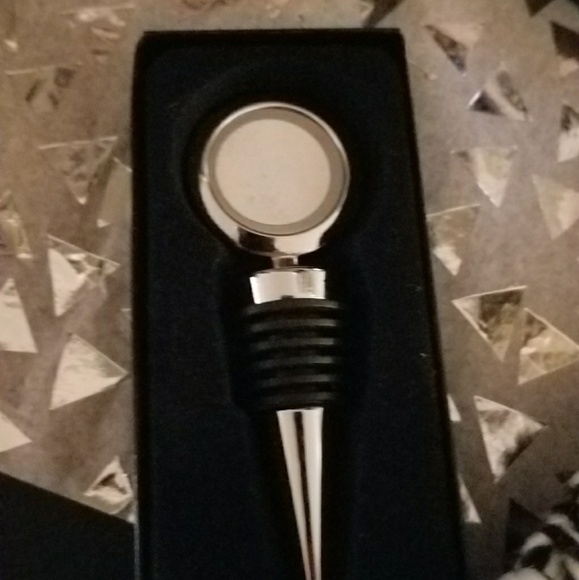 Wi e Bottle Topper - Picture 1 of 1