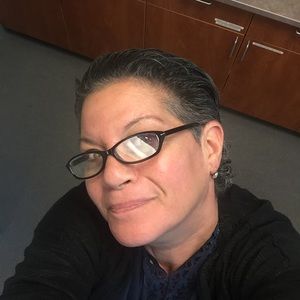 Meet your Posher, Jeanette