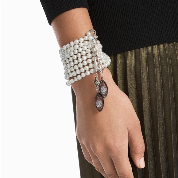 NWT WHBM PEARL CRYSTAL NET DROP LARIAT NECKLACE - Picture 6 of 7