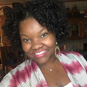 Meet your Posher, Arielle