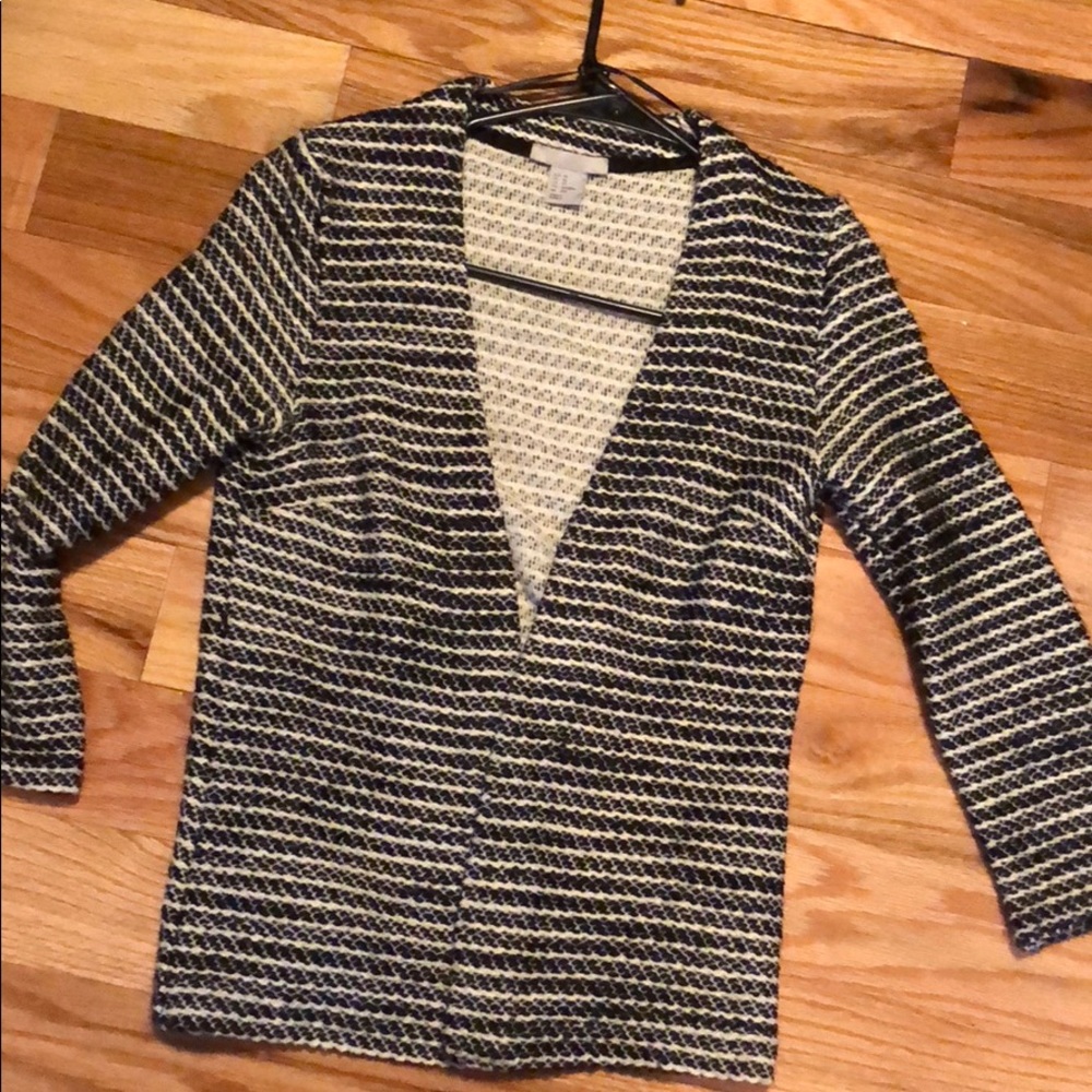 H & m black and white striped sweater can