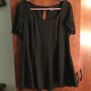 Black and lace peplum top.