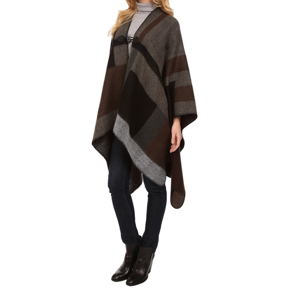 Steve Madden Poncho