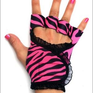 NWOT ✨ hot pink zebra print  lifting gloves ✨💪🏽