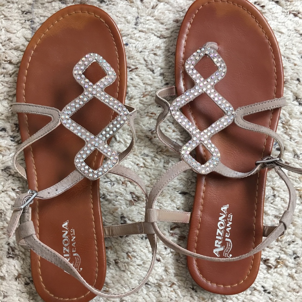 Sandals - Picture 1 of 3