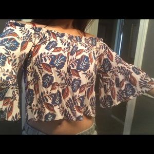 Floral 70s vibe crop top
