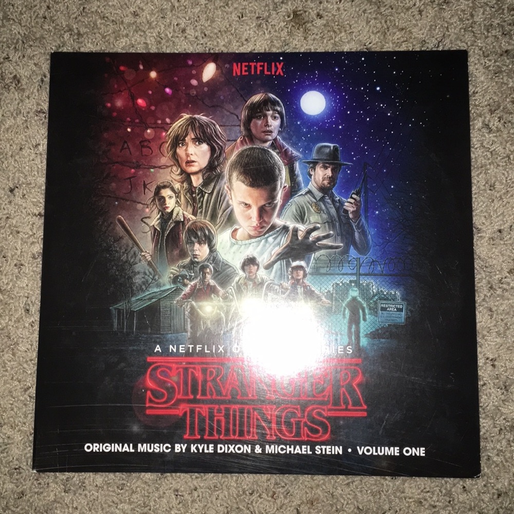 Stranger things record V1