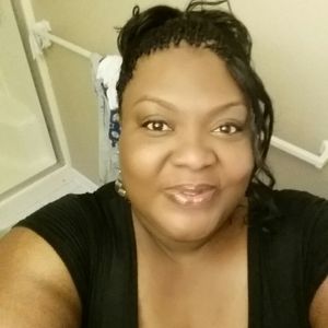 Meet your Posher, Priscilla