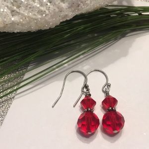 Swarovski crystals and SS hooks earrings.❤️