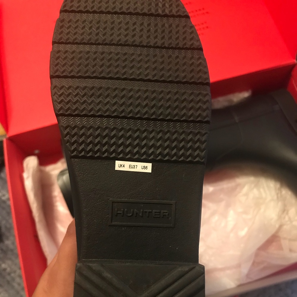 SOLD!!!! NEW HUNTER BOOTS!!!!!! - Picture 1 of 7
