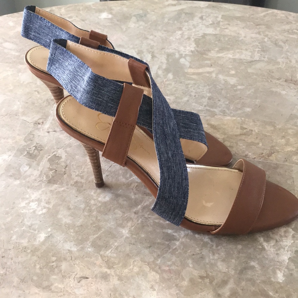 Jessica Simpson size 8 heels