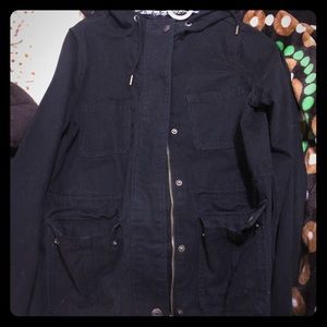 Black Aeropostale zip up sweater