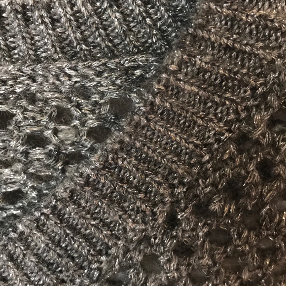 Silver sweater - Picture 4 of 4