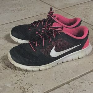 Girls Nike sneakers