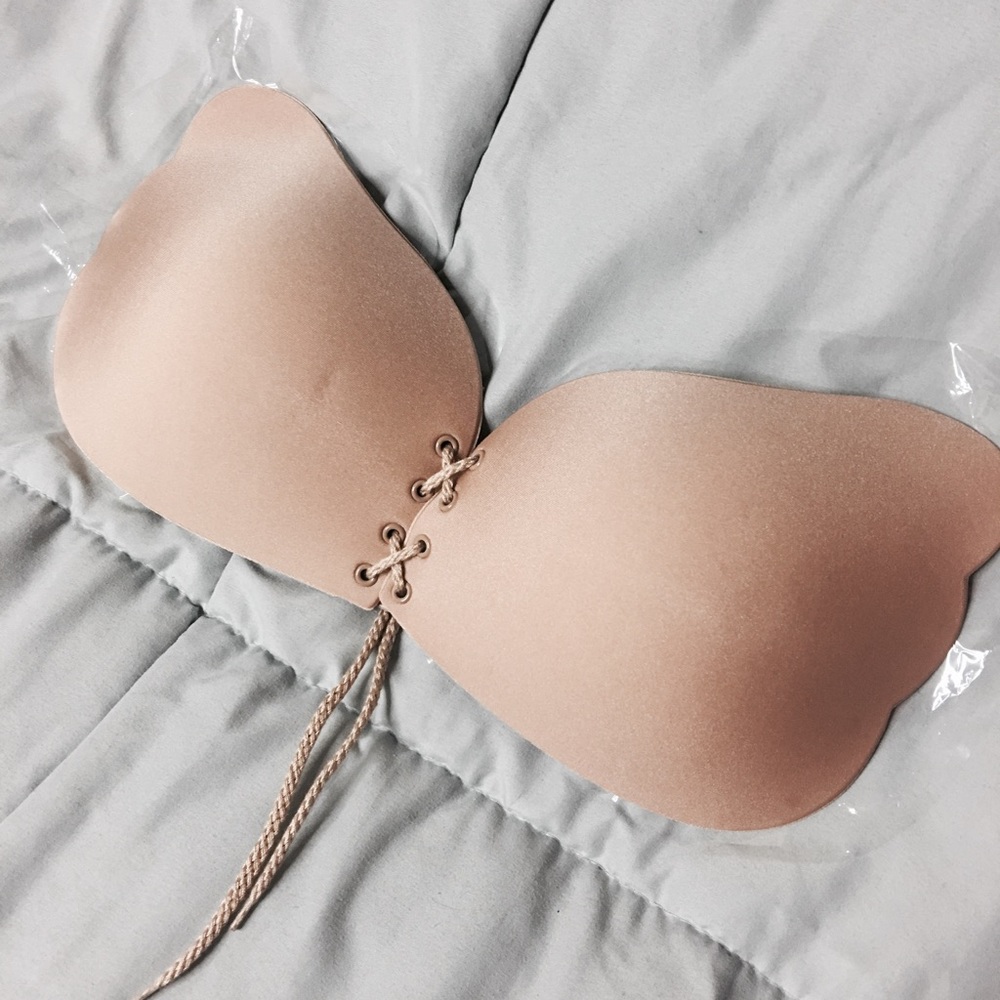 Adhesive Strapless Backless Bra