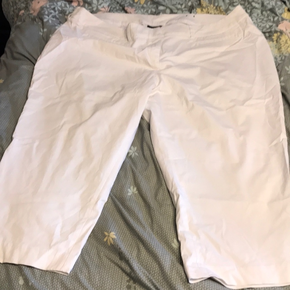 Lane Bryant White Capris, Size 26