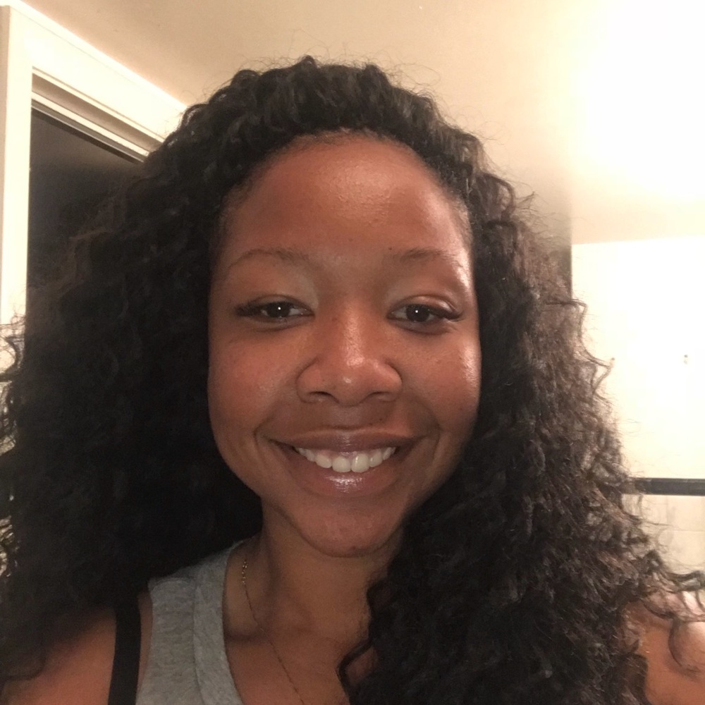 Meet your Posher, Alicia