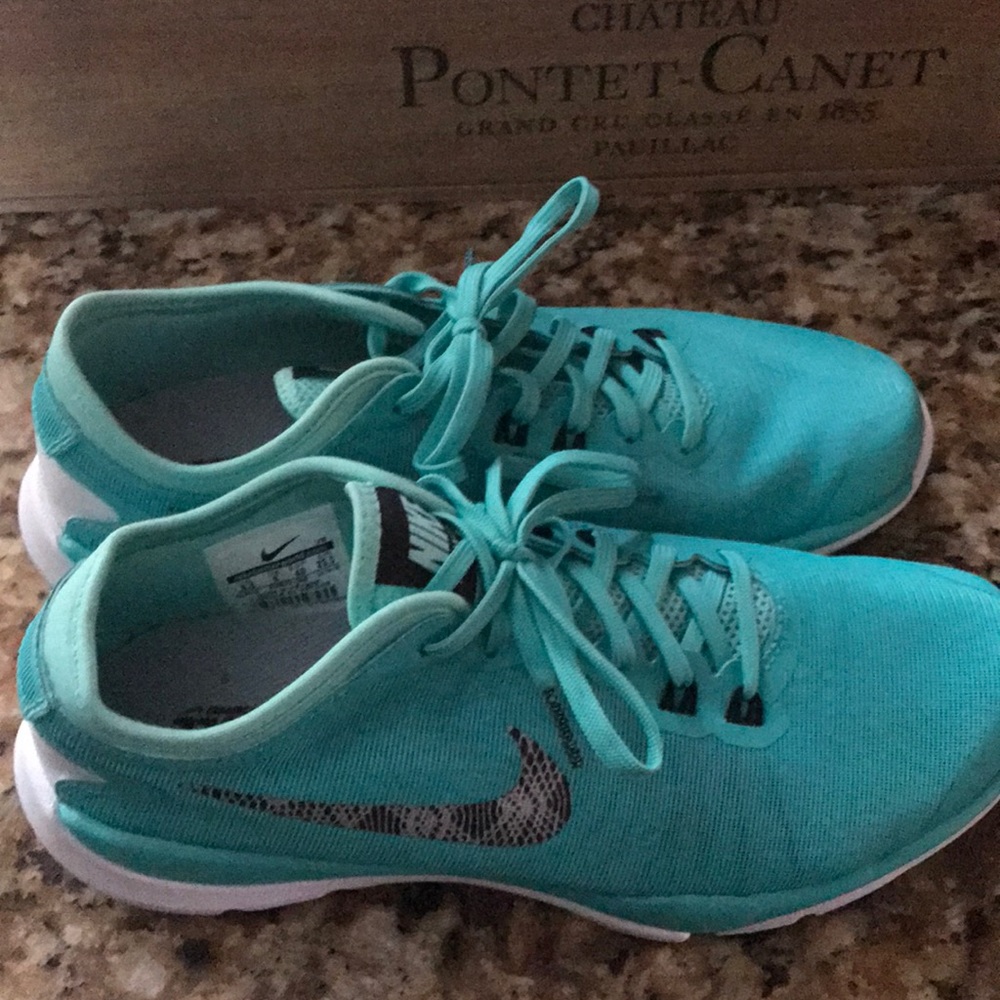 Brand new nike flex supreme tr4