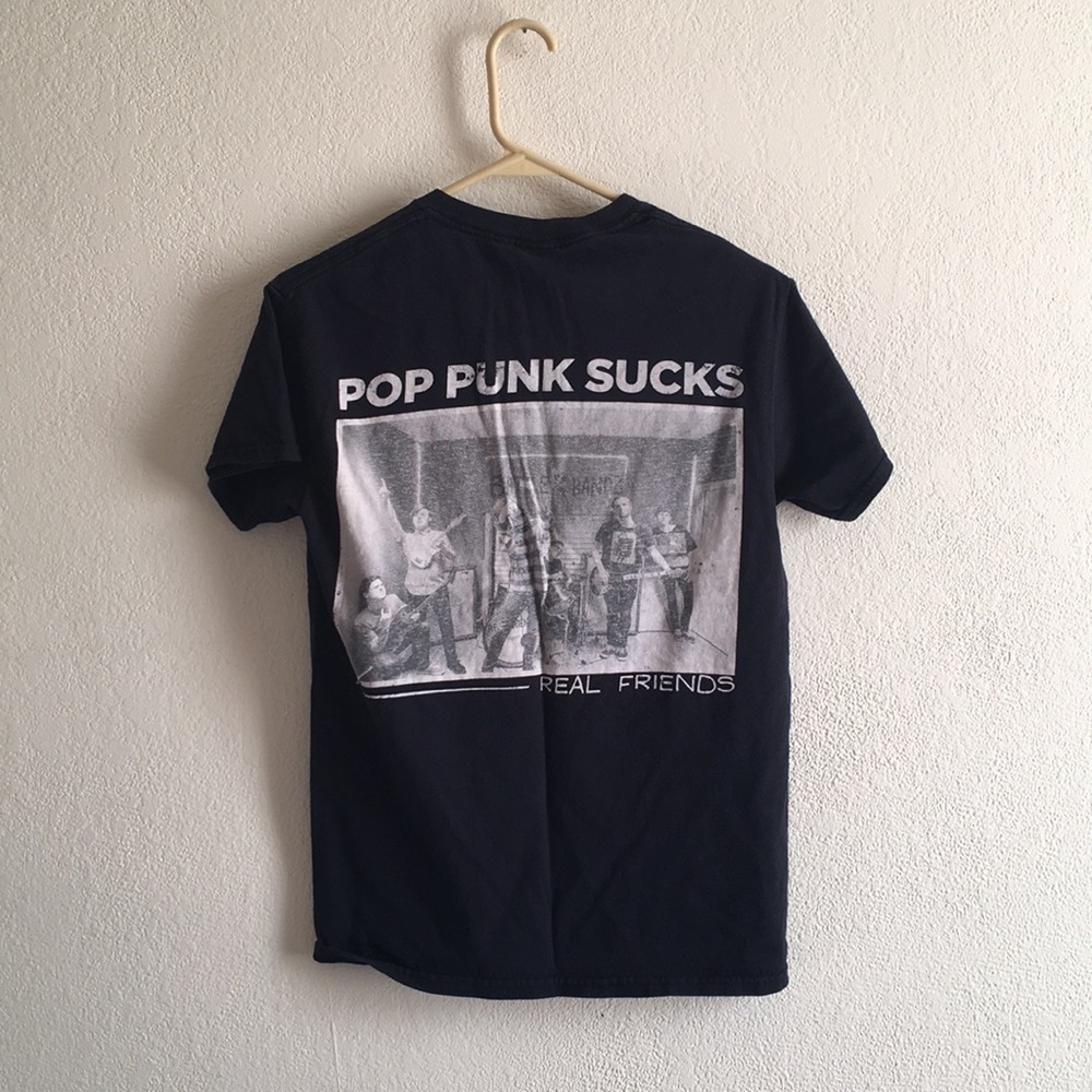 Black Real Friends pop punk sucks tshirt