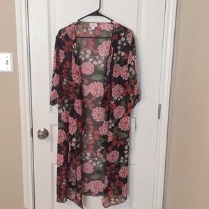 Floral print LuLaRoe Shirley