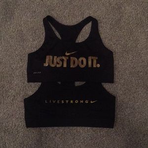 Nike Dri Fit Bras (2)