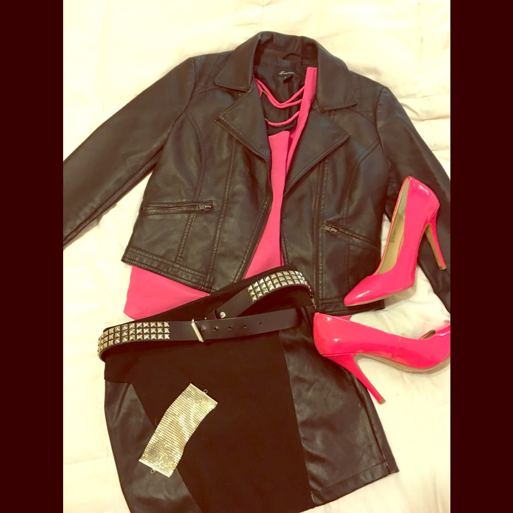 Forever 21 Black Faux leather motorcycle jacket