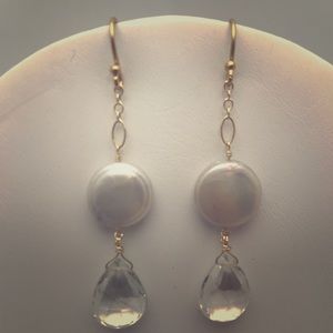 Stunning white topaz and freshwater pearl earrings