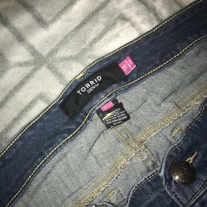 TORRID Size 14 skinny jeans